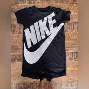 Nike Kids Bodysuit in Black and White